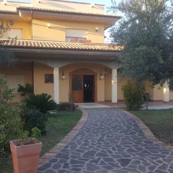 Villa L'Anfora B&B，位于Pianella的酒店