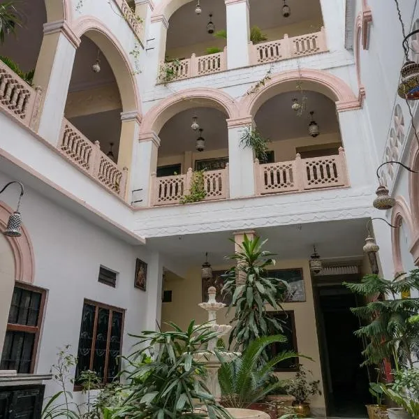 坎海雅哈维利酒店，位于Narwar的酒店
