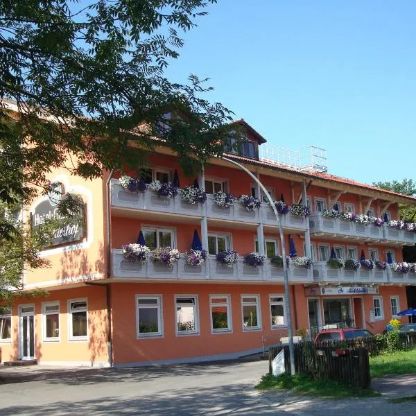 希尔费尔德酒店，位于Pähl的酒店