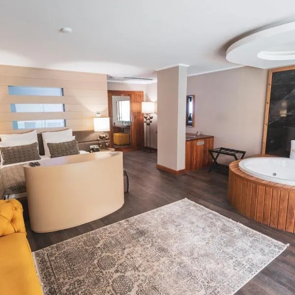 Orka Cove Hotel Penthouse & Suites Adults Only，位于Kozağacı的酒店