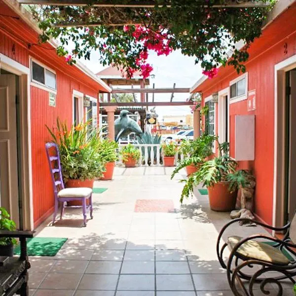 Restaurante Malarrimo Hotel & RV Parking，位于格雷罗内格罗的酒店