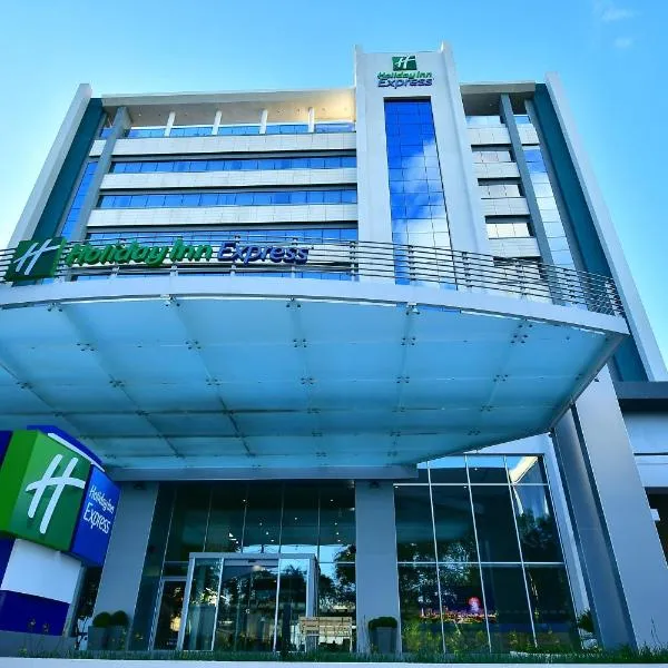 Holiday Inn Express Asuncion Aviadores , an IHG Hotel，位于Zarate Isla的酒店