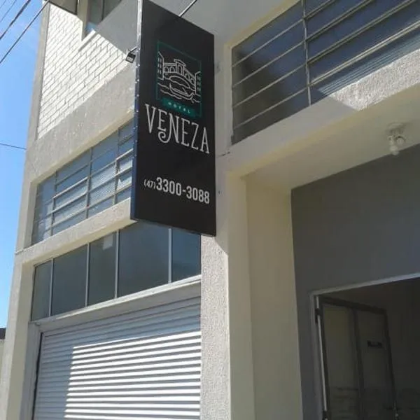 Hotel Veneza，位于Laurentino的酒店