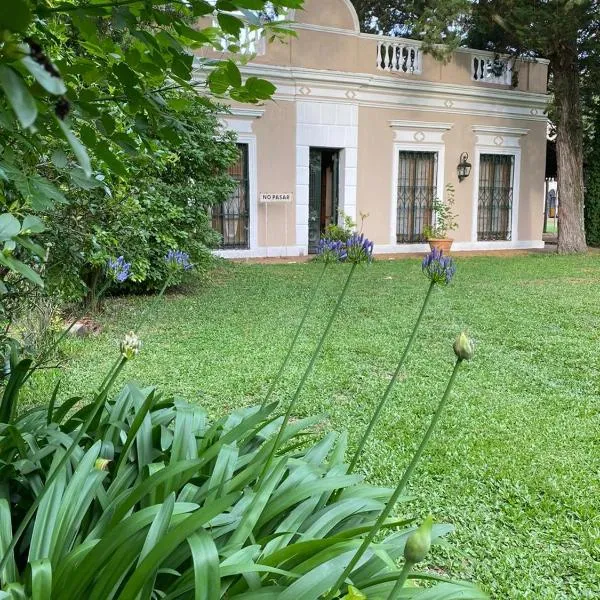 Don Aniceto - Suites de Campo，位于Olivera的酒店