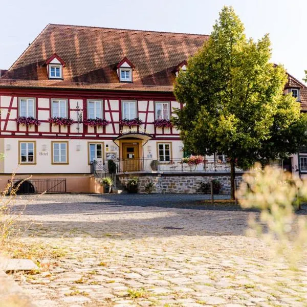 Hotel Goldner Stern，位于Hofheim in Unterfranken的酒店