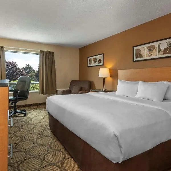 Comfort Inn Parry Sound，位于Nobel的酒店