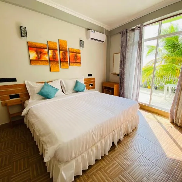 IRIS Beach Residence，位于Maadhoo的酒店