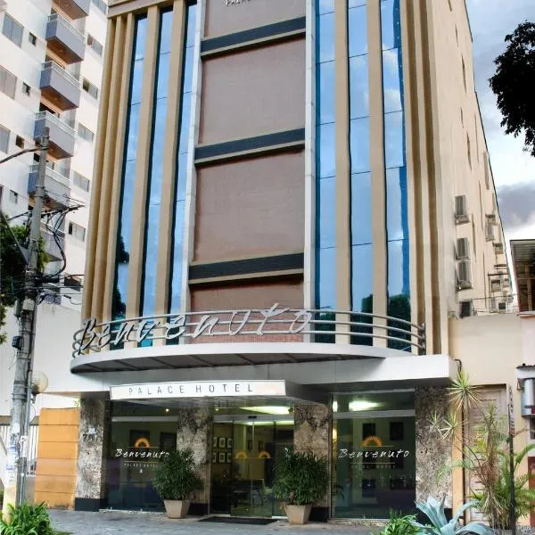 Benvenuto Palace Hotel，位于瓦拉达里斯州长市的酒店