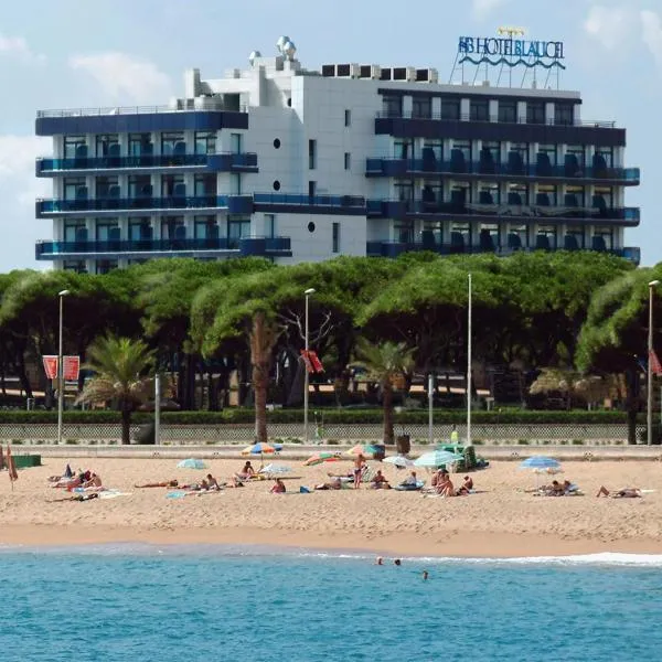 Hotel Blaucel，位于布拉内斯的酒店