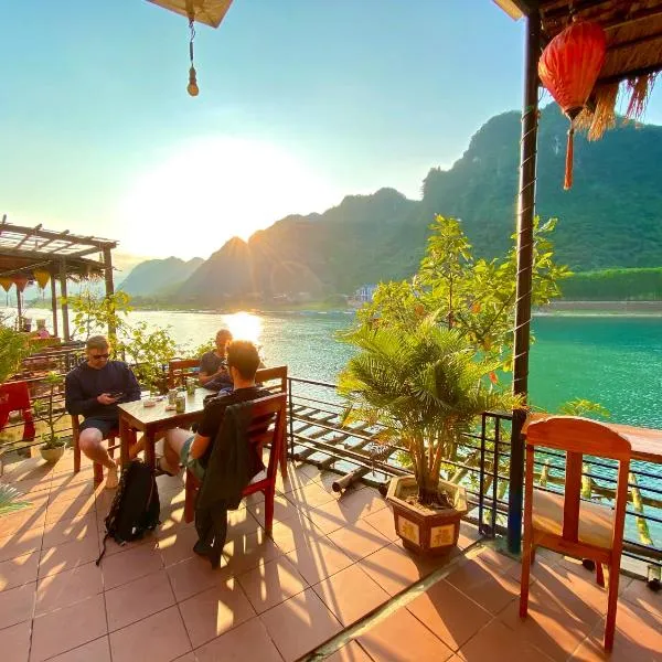 Phong Nha Coco Riverside，位于Phường Chày的酒店