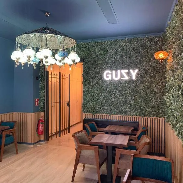 Hotel Guzy，位于Nijlen的酒店