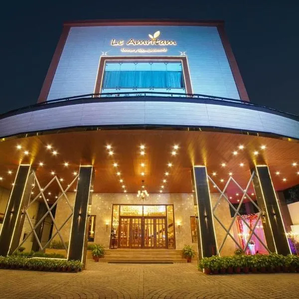 Hotel Le Amritam，位于德拉敦的酒店