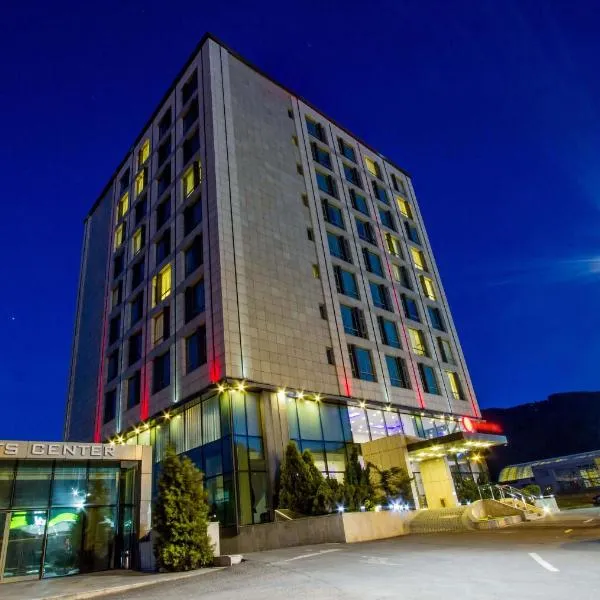 Hotel HP Tower One Brasov，位于Tărlungeni的酒店