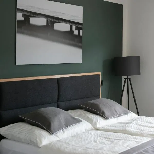 KRACHER Guesthouse No 6 - inklusive Pool，位于伊尔米茨的酒店