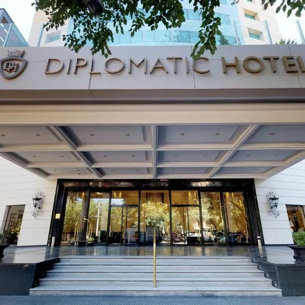 DiplomaticHotel，位于卢汉德库约的酒店