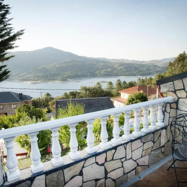 Casa Blanco Vista Maravillosa，位于Compostela的酒店