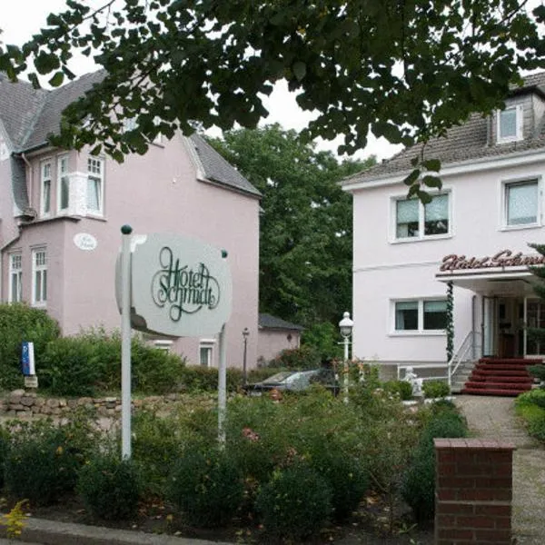 施密特酒店，位于Halstenbek的酒店