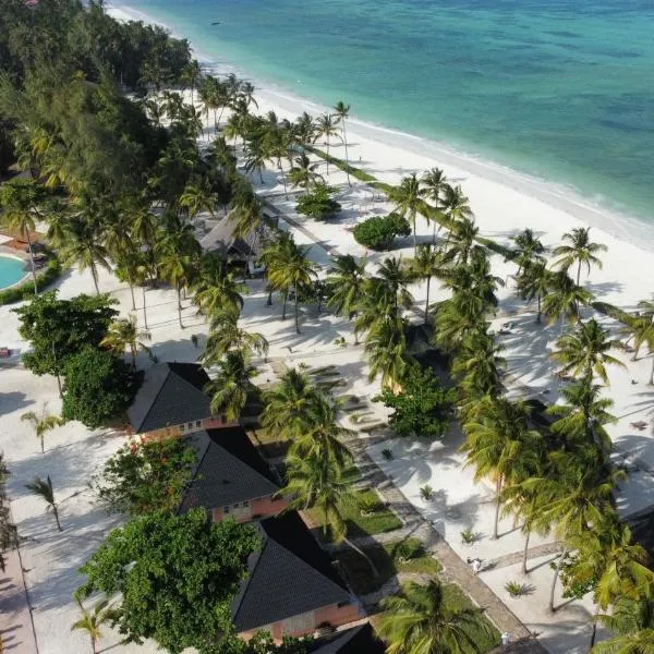 VRclub Paje Palms Beach Resort，位于Jozani的酒店