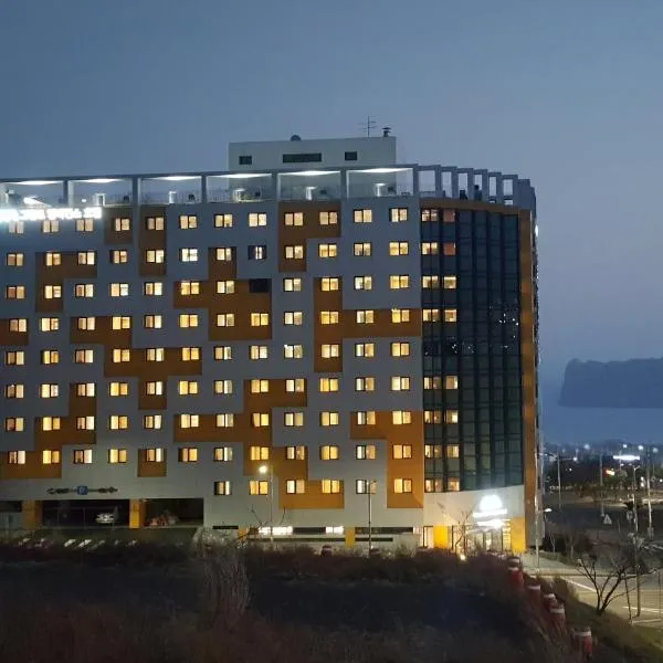 Grandmillions Hotel Seogwipo，位于西归浦市的酒店