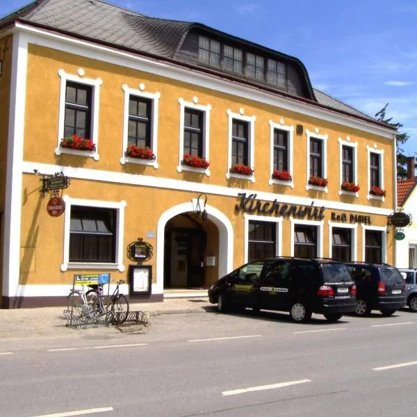 基辛维特葡萄酒酒店，位于Zurndorf的酒店