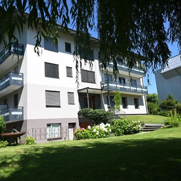 Villa Berginz by Seebnb，位于克拉根福的酒店
