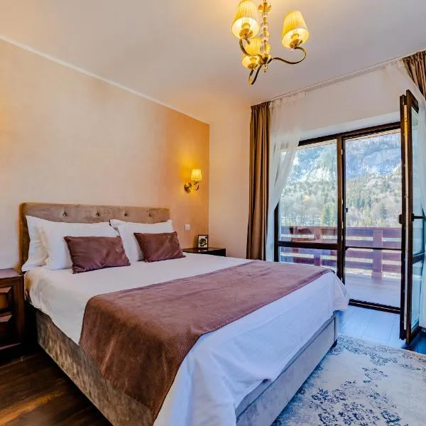 Yael Luxury Apartments 3，位于锡纳亚的酒店