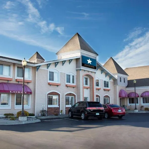 马格努森大先锋宾馆，位于Rapid River的酒店
