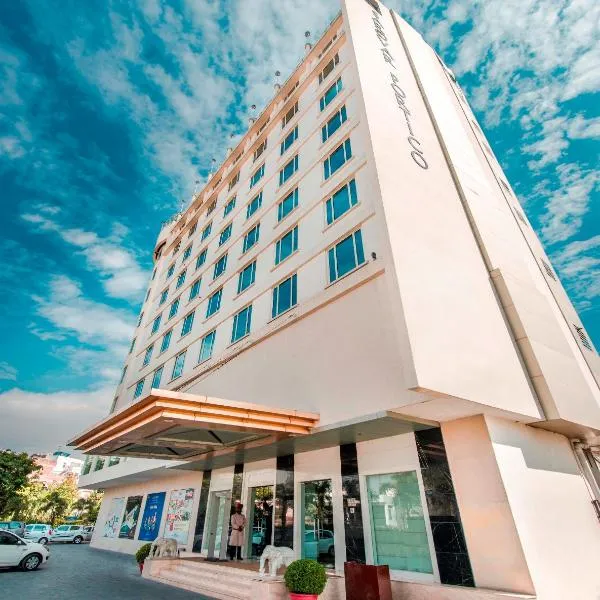 斋浦尔纳萨诺瓦之廊酒店，位于Dahmi的酒店
