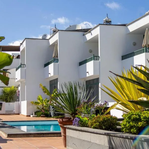 Apartamentos La Tegala，位于卡门港的酒店