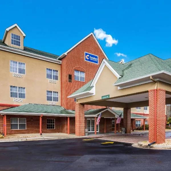 Comfort Inn & Suites，位于Palmetto的酒店