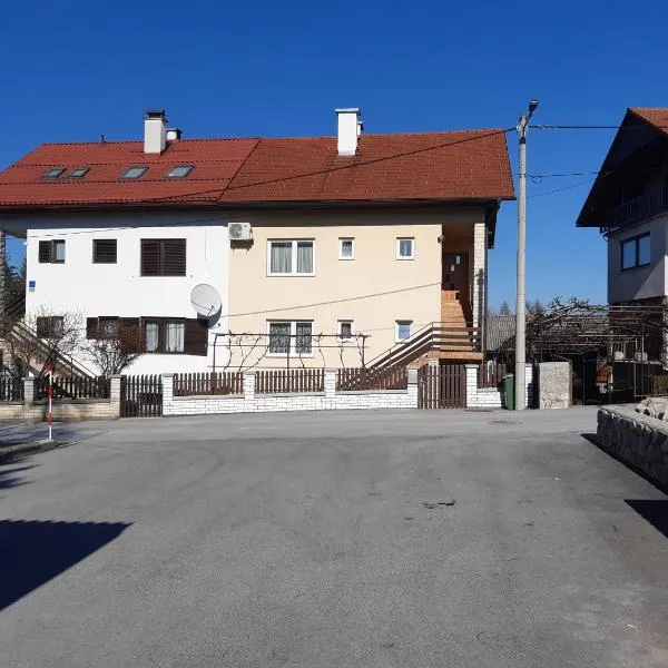 Apartman Helena，位于斯诺基的酒店