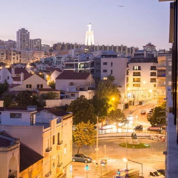 Just4uApartment 2 - Near Lisbon & Beach - With AC，位于阿尔马达的酒店
