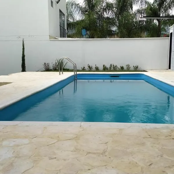 Villas del Guali - Piscina Privada，位于圣菲德安蒂奥基亚的酒店