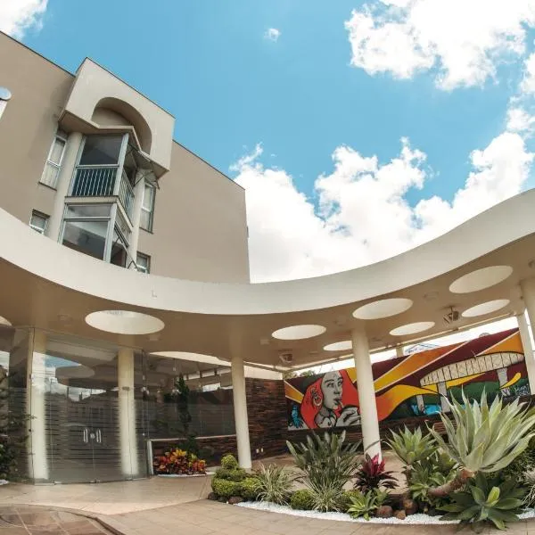 Hotel Caverá，位于阿莱格雷特的酒店