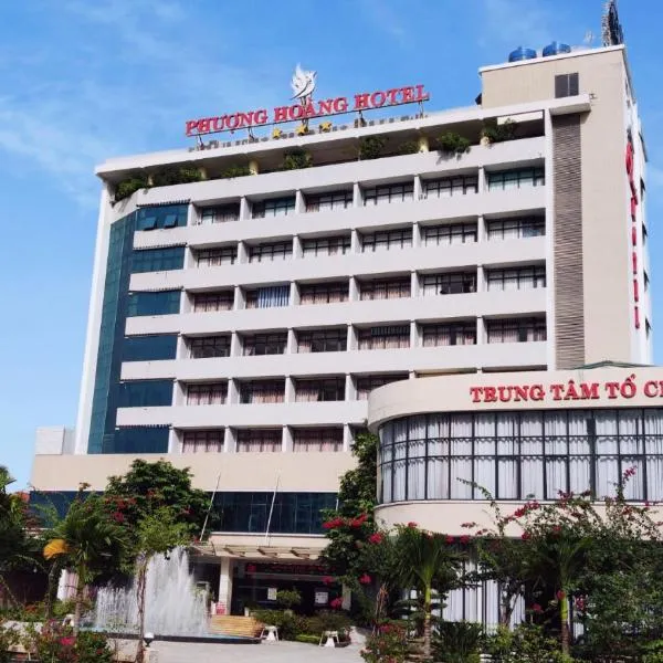 凤凰酒店，位于Tân Lương的酒店