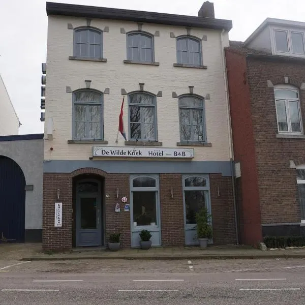 Hotel De Wilde Kriek - before De Karsteboom，位于法尔肯堡的酒店