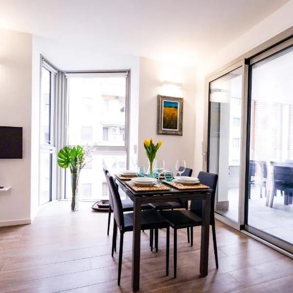 Amazing BRAND NEW 2 room upper scale with condo GYM close to metro，位于米兰的酒店