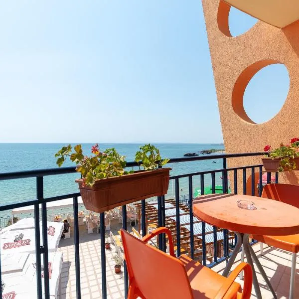 Hotel Evridika，位于内塞伯尔的酒店