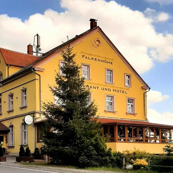 Restaurant & Hotel Zur Falkenhöhe，位于Oederan的酒店