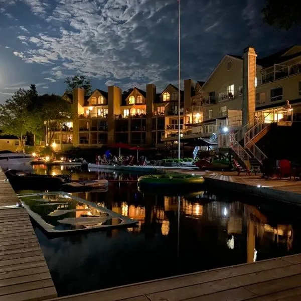 Muskoka Lakes Hotel and Resorts，位于Torrance的酒店