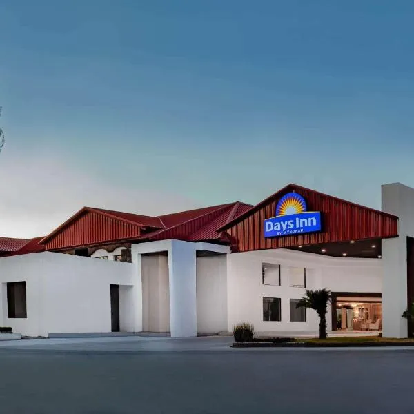 Days Inn by Wyndham Piedras Negras，位于彼德拉斯内格拉斯的酒店