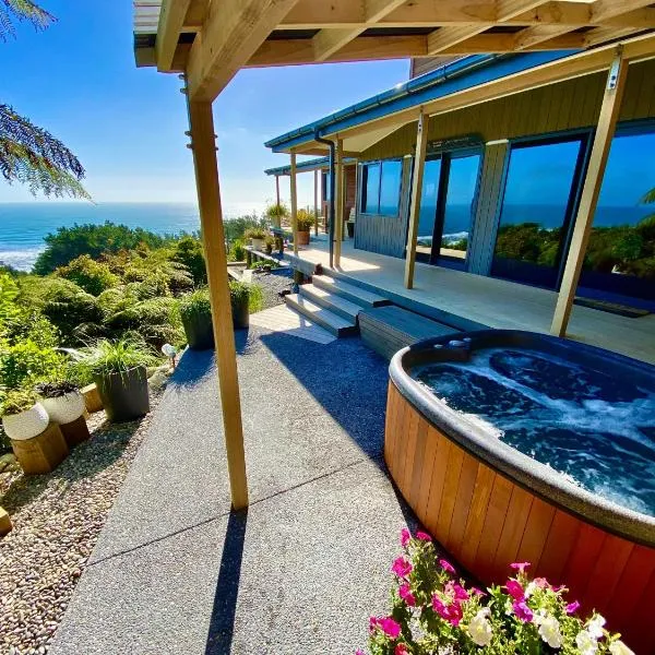 Tasman Sea Retreat，位于Charleston的酒店