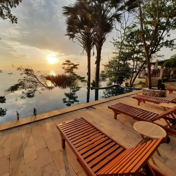 Edge Resort, Yogyakarta，位于Girijati的酒店