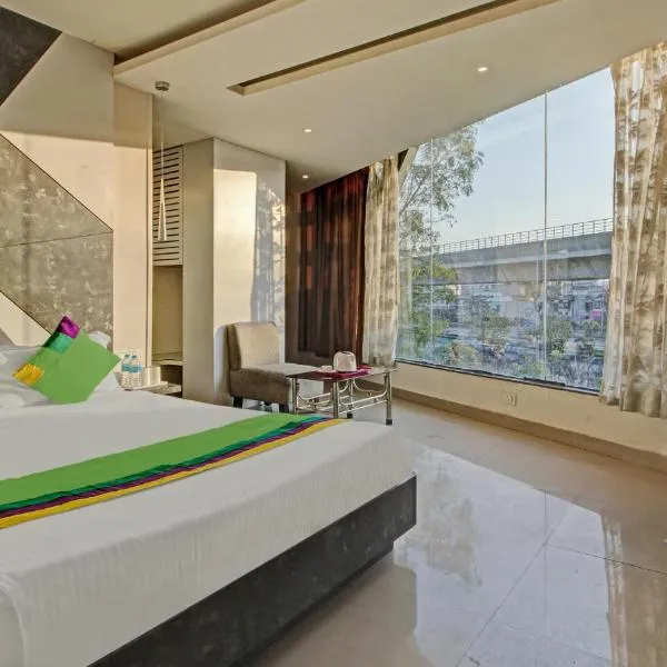 Treebo Glassotel Near Ruby Hospital，位于加尔各答的酒店