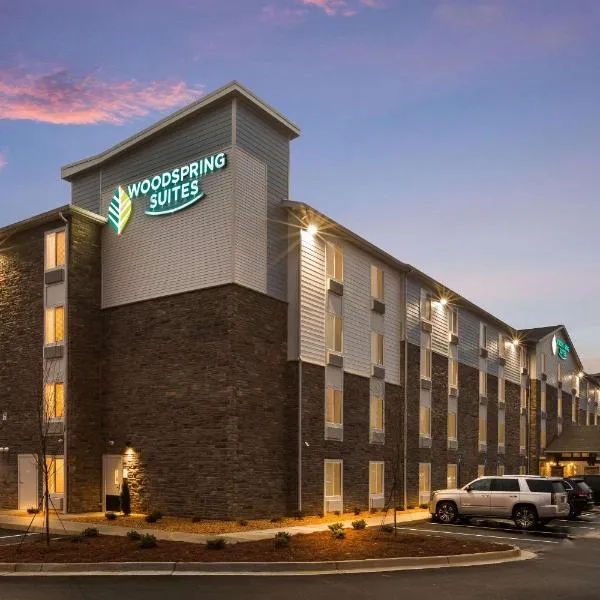 WoodSpring Suites Atlanta Newnan，位于纽南的酒店
