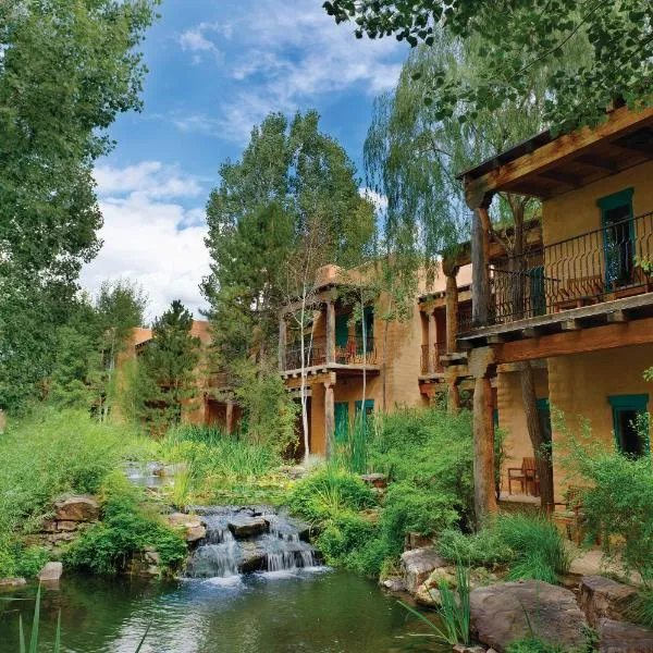 El Monte Sagrado Resort & Spa，位于Ranchos de Taos的酒店