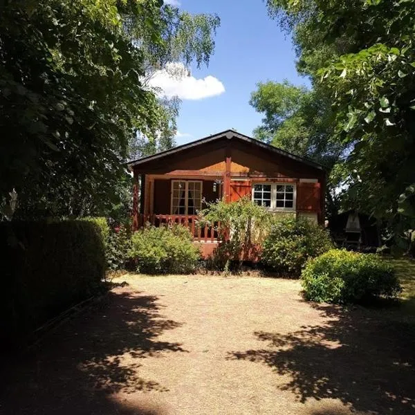 Gîte Les Hortensias，位于La Chapelle-aux-Choux的酒店