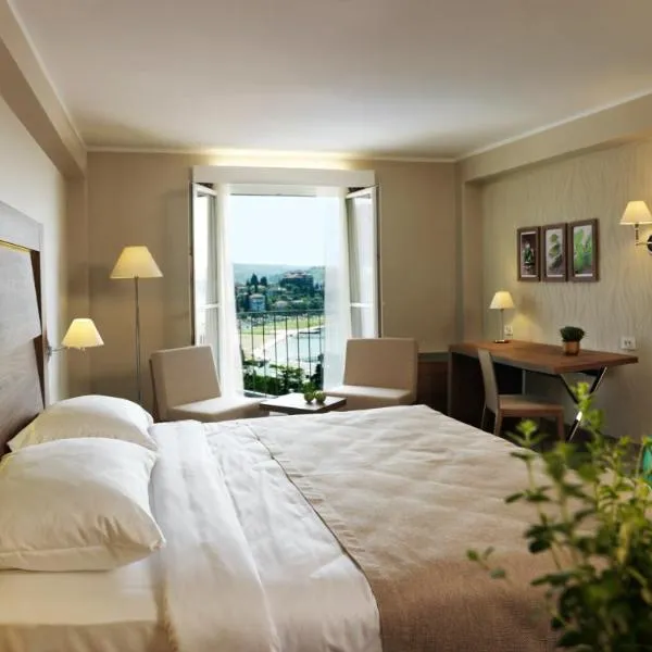 Wellness Hotel Apollo – Terme & Wellness LifeClass，位于Nova Vas nad Dragonjo的酒店