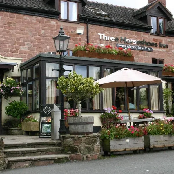 Three Horseshoes Country Inn，位于Rushton Spencer的酒店