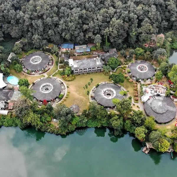 鱼尾小屋旅馆，位于博卡拉的酒店